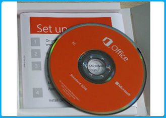 Sistema operativo della finestra del pacchetto di vendita al dettaglio di DVD di norma di Microsoft Office 2016 con il programma di DVD