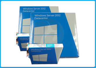 Una scatola al minuto piena di 64 del bit di Microsoft Windows elementi essenziali R2 del server 2012